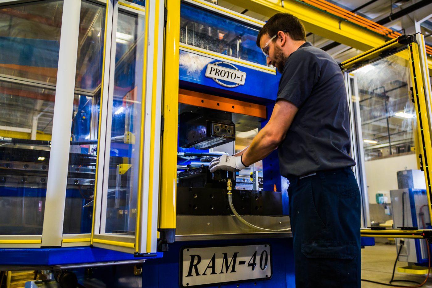 Technician Tube Loading